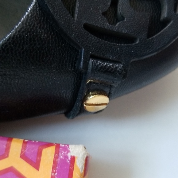 Tory Burch Black Leather Logo Heels Original Box Size 8 M - Picture 3 of 16